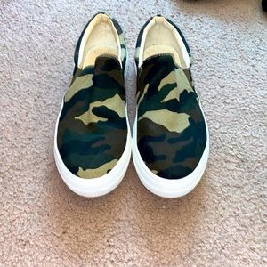 Slip on sneakers